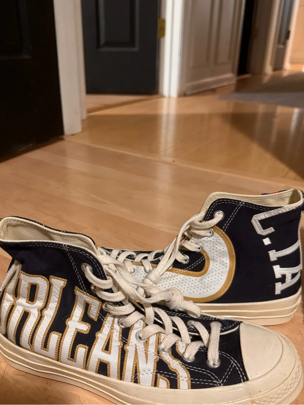 NBA Converse New Orleans high top sneakers